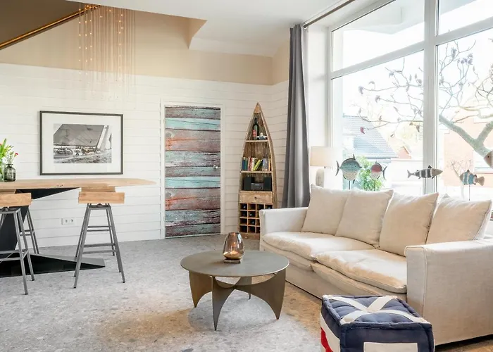 מלון Yachtclub 4*